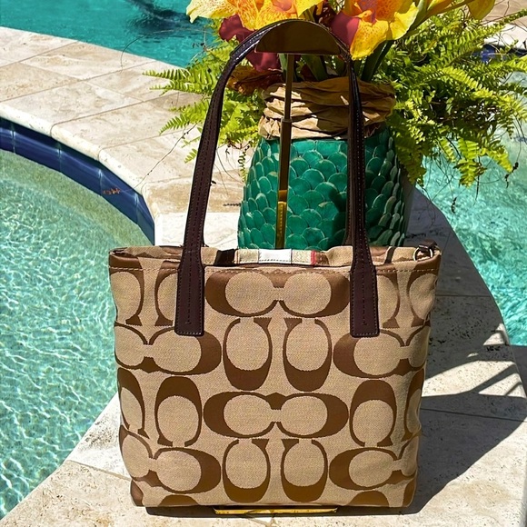 Coach Signature C Khaki/Vermillion Multi Stripe Tote/Shoulder Bag - Picture 3 of 17